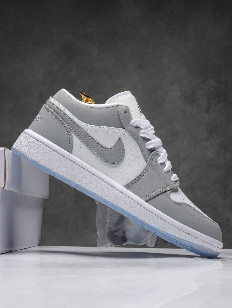 nike air jordan 1 low wolf grey,nike air jordan 1 low,кроссовки nike air jordan 1 low,кроссовки nike air jordan 1 low wolf grey,nike air jordan 1 low paris grey