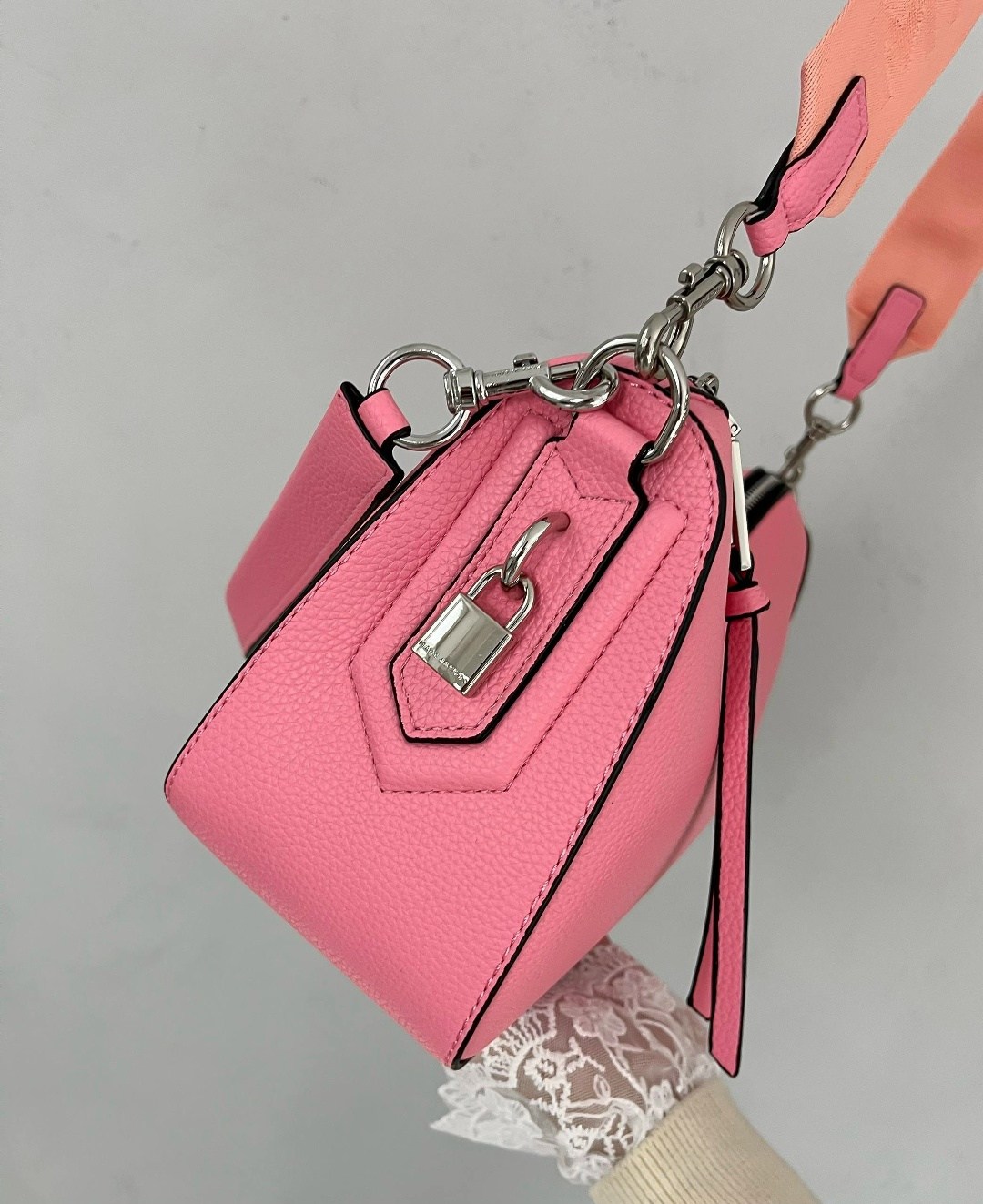 сумка marc jacobs,сумка женская marc jacobs,сумка,сумка marc jacobs натуральная кожа,сумка marc jacobs из натуральной кожи для женщин