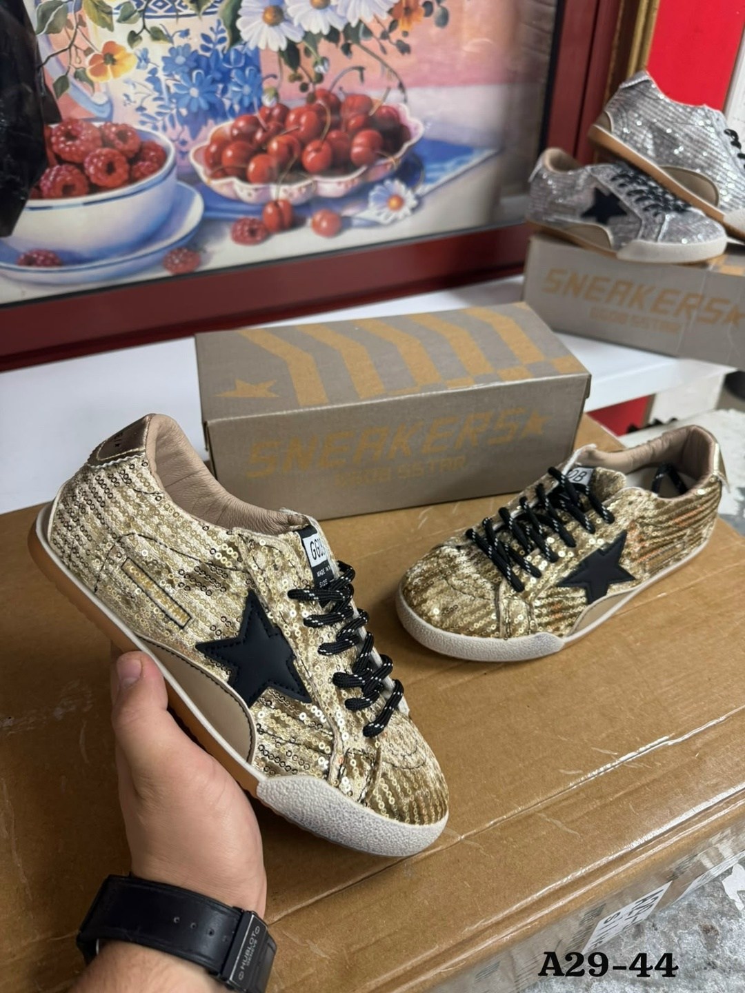 ,golden goose кроссовки,golden goose кеды,golden goose sneakers,golden goose superstar