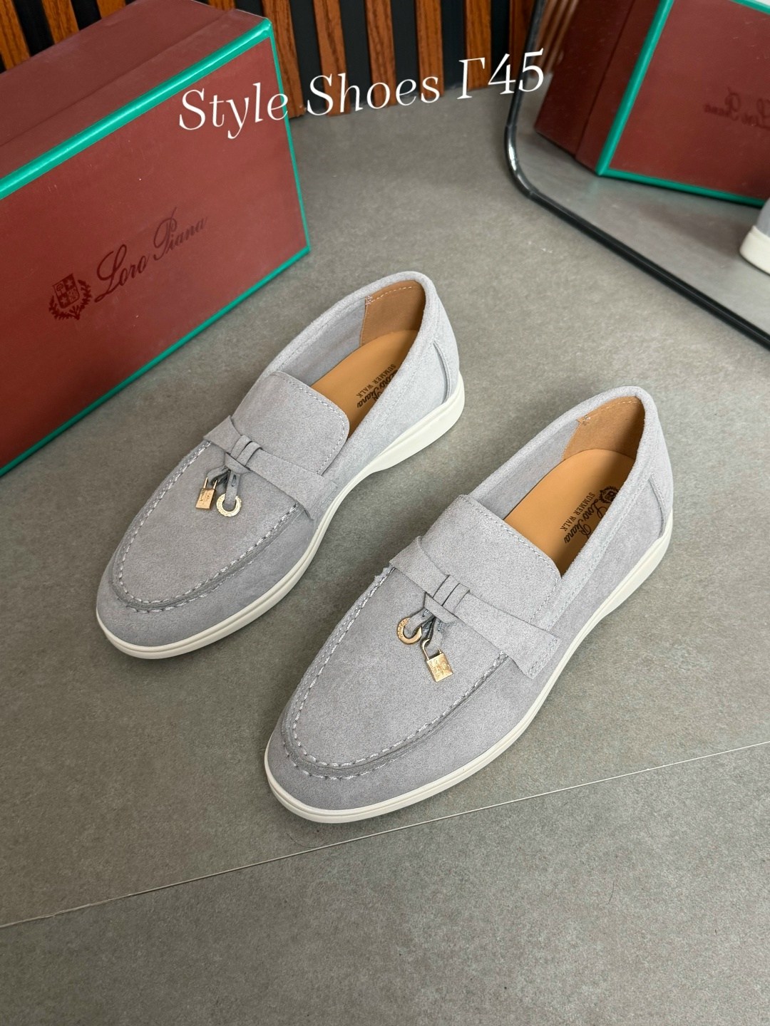 ,лоферы loro piana,loro piana лоферы женские замшевые,лоферы из натуральной замши loro piana,лоферы женские loro piana