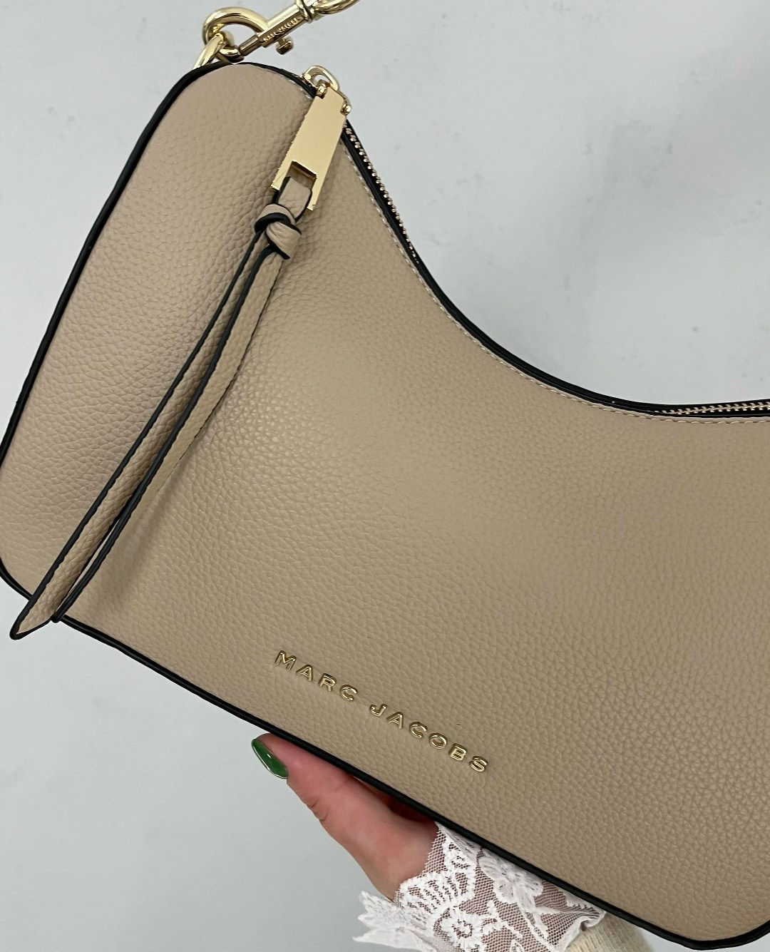 сумка,marc jacobs сумка женская,женская сумка,кожаная сумка хобо merveille coccinelle,сумка женская бежевая