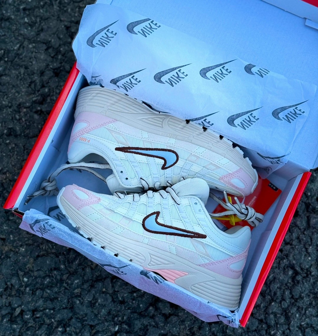 кроссовки,кроссовки nike,спортивная ,женские кроссовки nike,женские кроссовки