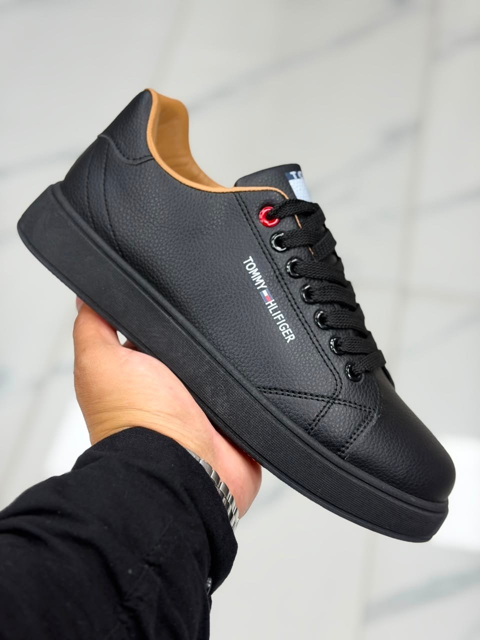 ,мужские кеды tommy hilfiger,кроссовки мужские кожаные,кроссовки tommy hilfiger мужские,кеды tommy hilfiger