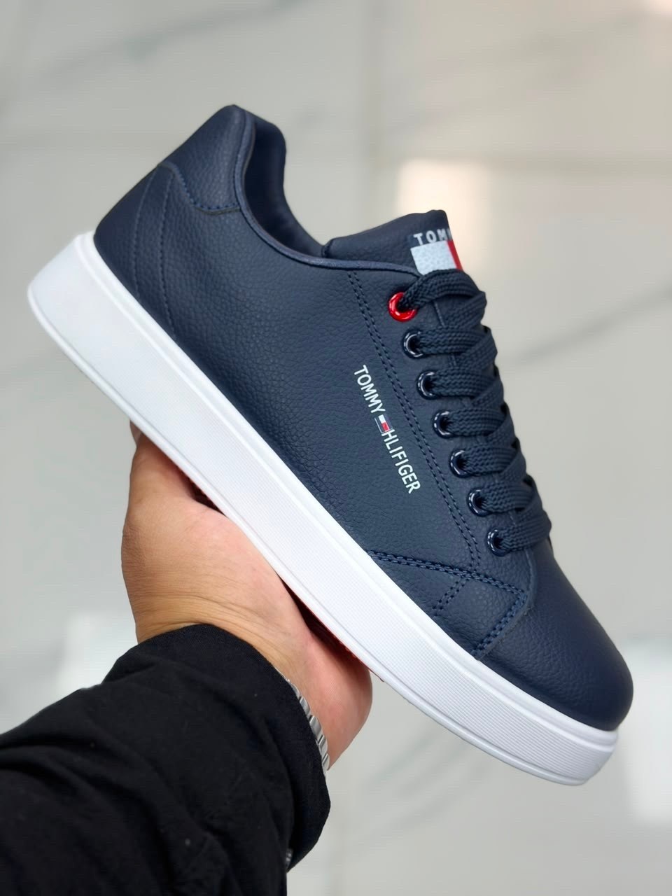 ,мужские кеды tommy hilfiger,кроссовки мужские кожаные,кроссовки tommy hilfiger мужские,кеды tommy hilfiger