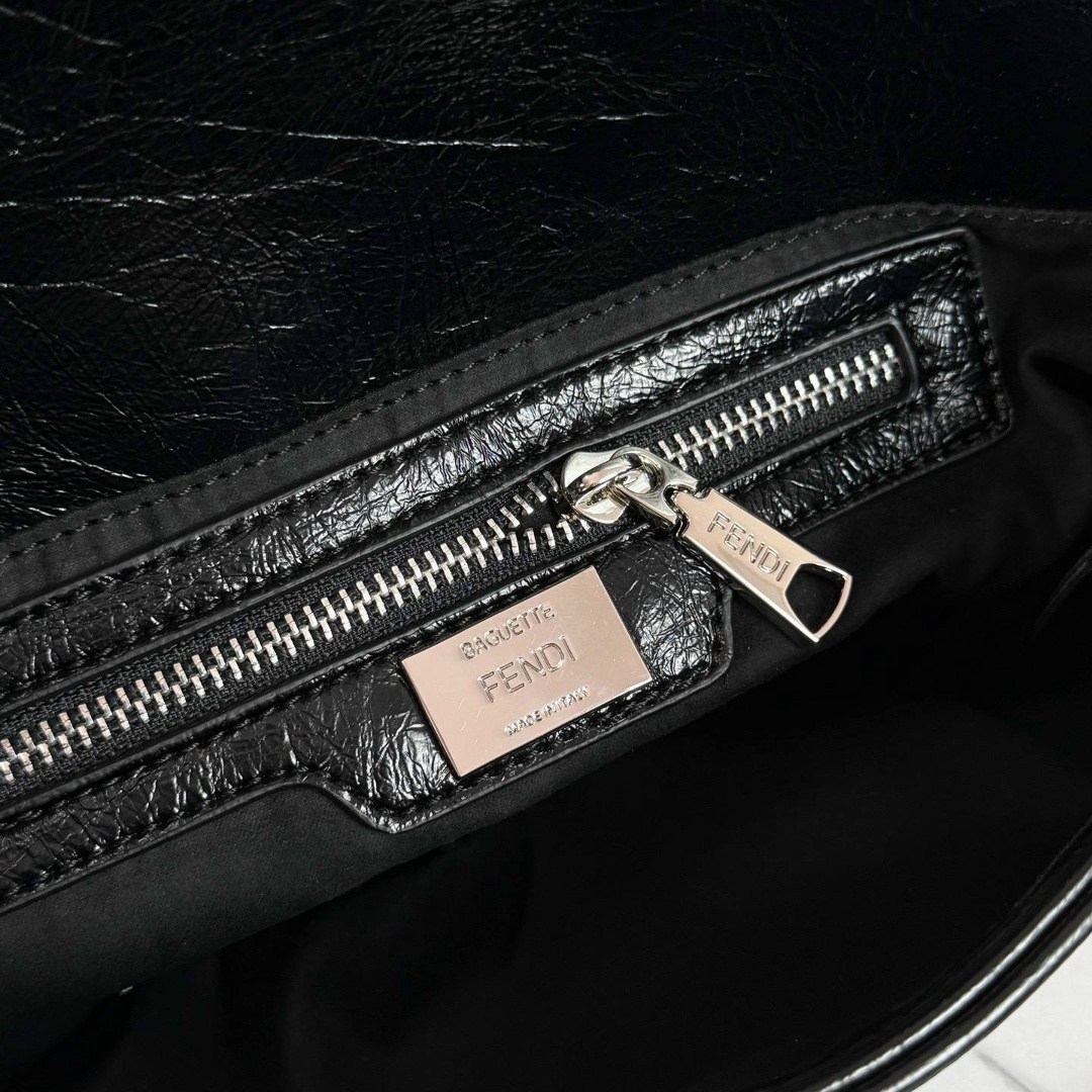 сумка fendi,fendi сумка женская,сумка fendi baguette,fendi сумка багет,fendi сумка на плечо багет