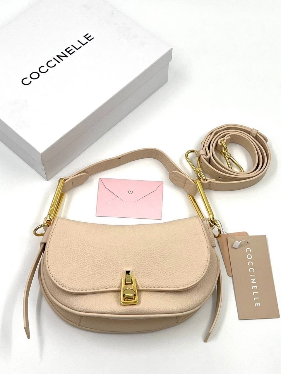 сумка coccinelle,сумка через плечо coccinelle,сумка,сумка женская,coccinelle сумка на плечо