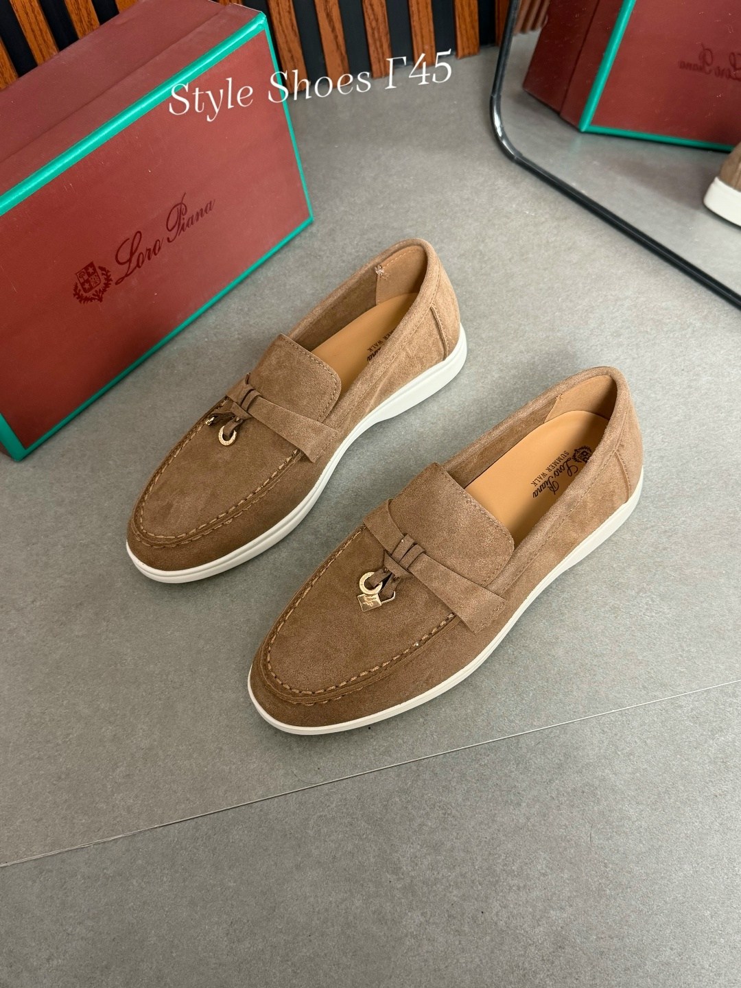 ,лоферы loro piana,loro piana лоферы женские замшевые,лоферы из натуральной замши loro piana,лоферы женские loro piana