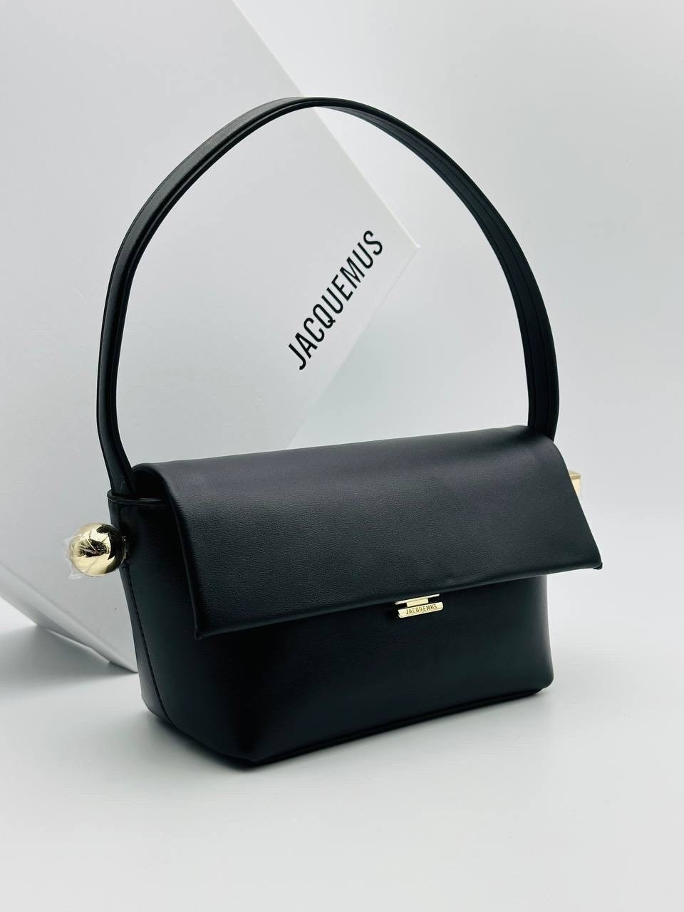 сумка,сумка jacquemus,женская сумка,модная сумка,jacquemus сумка на плечо