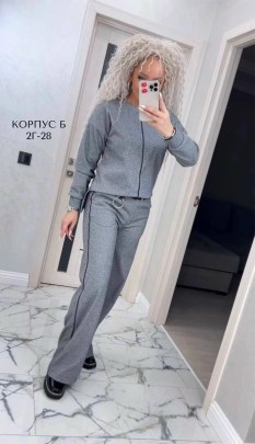 Костюм
