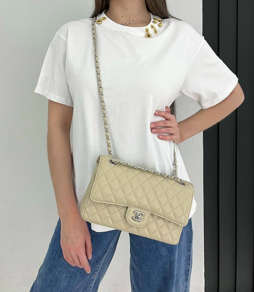 сумка chanel,сумка шанель chanel 2.55 flap бежевая с фурнитурой серебро,шанель сумка,сумка chanel женская,сумка chanel сумка chanel