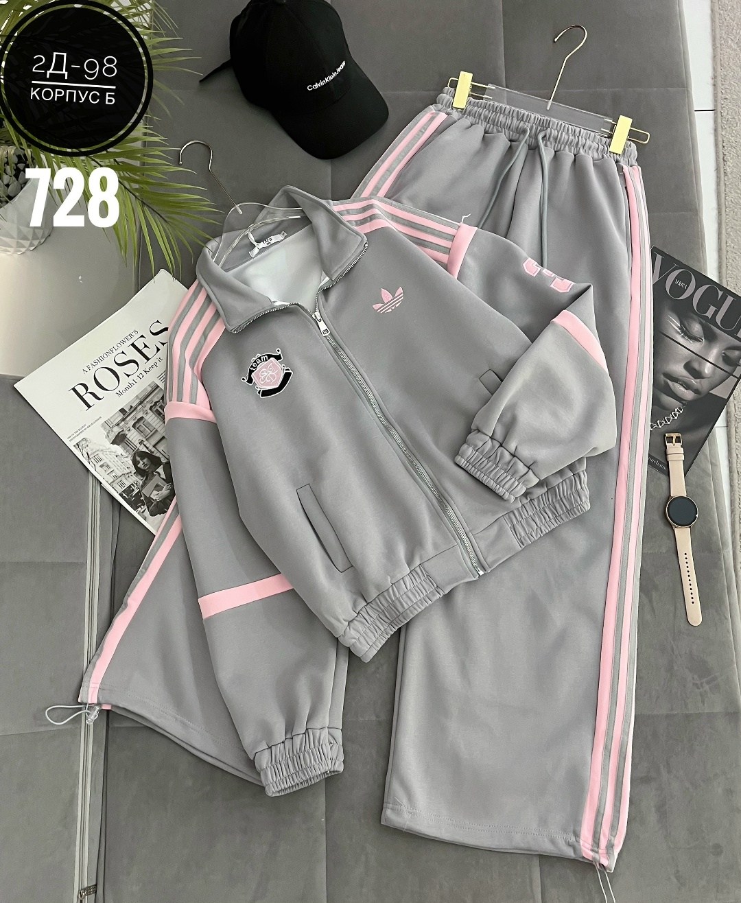 женский спортивный костюм adidas,красный костюм адидас ориджинал,спортивный костюм adidas original женский,костюм спортивный женский,костюм адидас