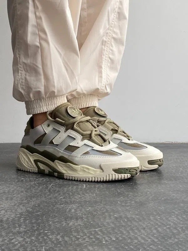 кроссовки adidas niteball,adidas niteball white orbit green,кроссовки adidas,кроссовки adidas originals niteball,бело-оливково-зеленые кроссовки adidas originals niteball