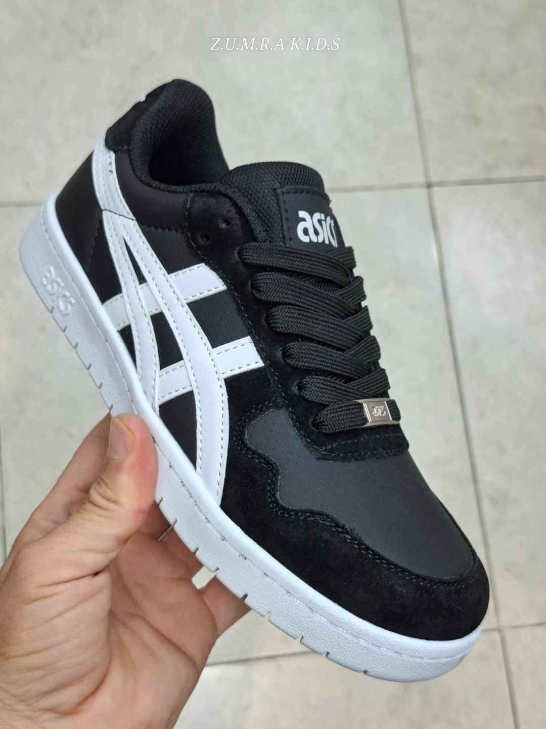кроссовки мужские adidas,кроссовки adidas,зимние кроссовки adidas в28054,кроссовки мужские зимние адидас,