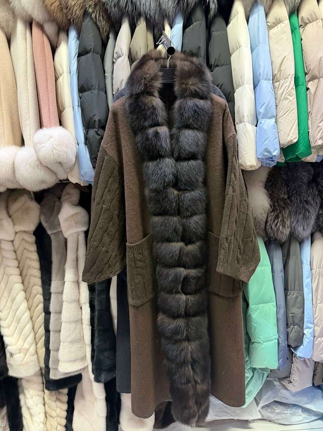 кардиган с мехом финского песца yana kraft brand,кардиган с мехом песца,кардиган с мехом финского песца,кардиган с мехом,пальто женское с натуральным мехом
