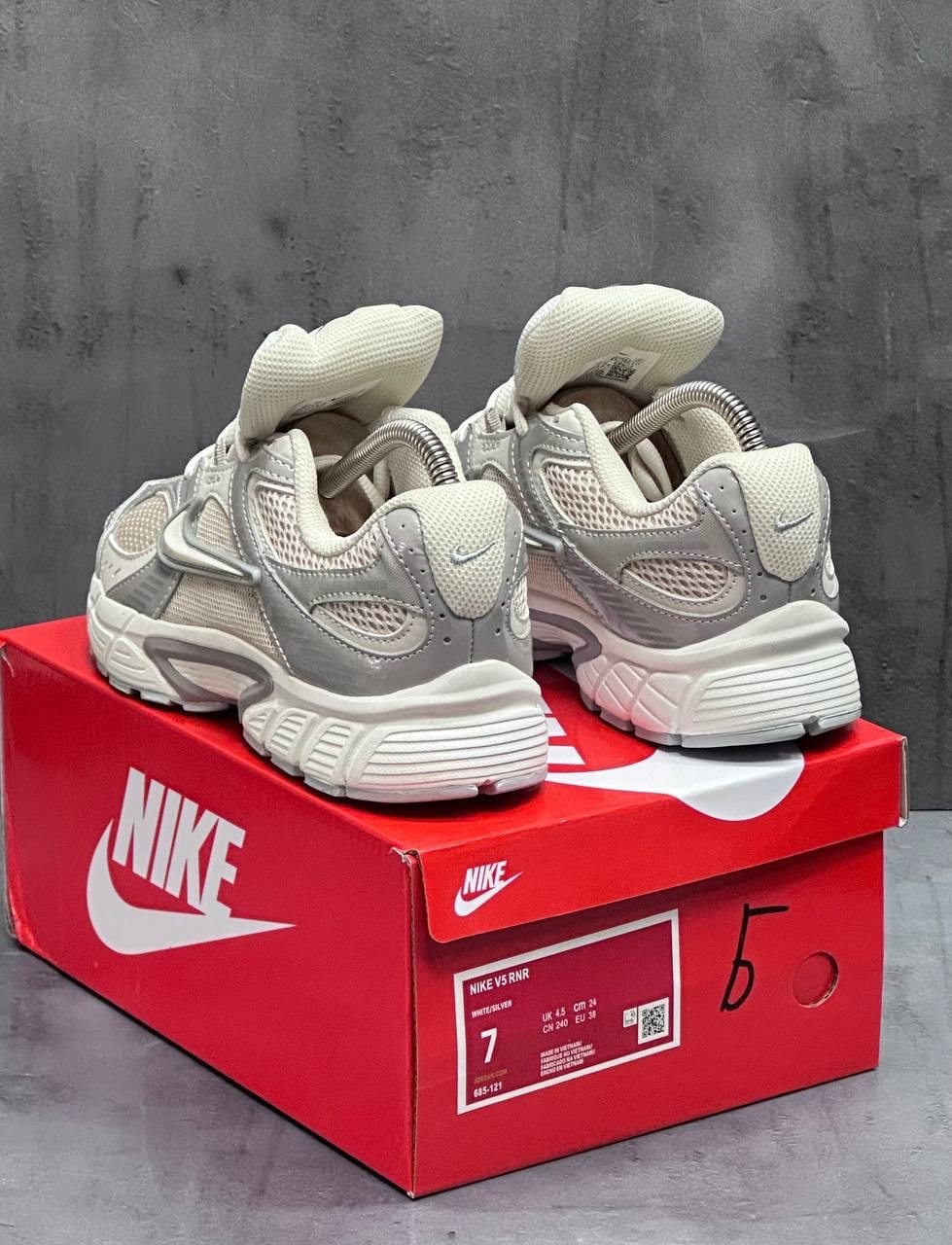 кроссовки nike,кроссовки nike v 5 rnr,женские кроссовки nike,кроссовки v5 rnr nike,кроссовки