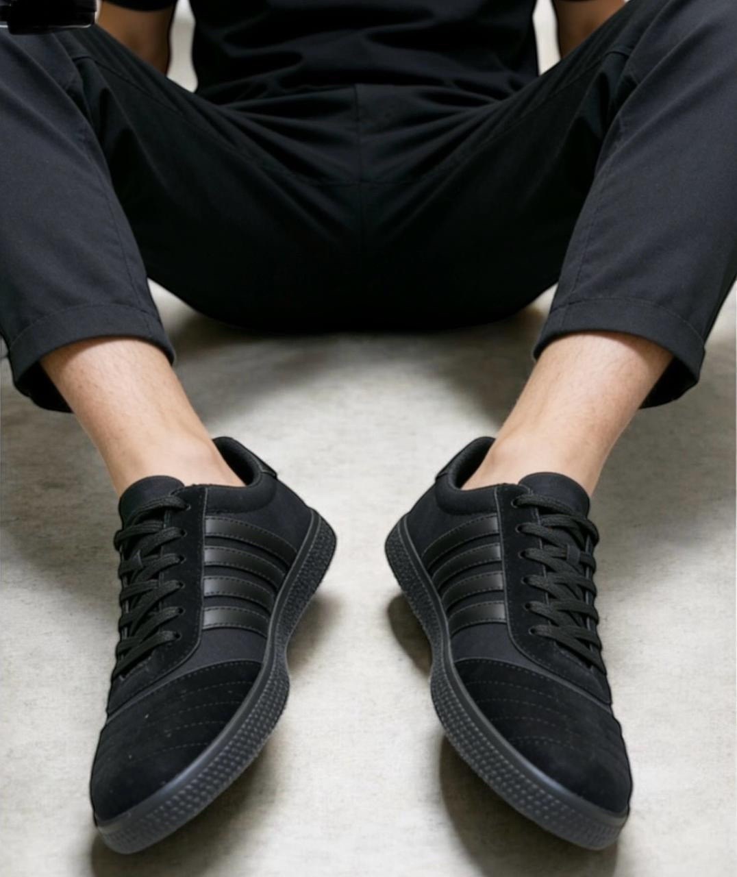 кроссовки adidas,мужские кроссовки gazelle adv suciu,кроссовки court bold adidas,кеды мужские adidas gazelle 2633503 черные,мужские кроссовки adidas