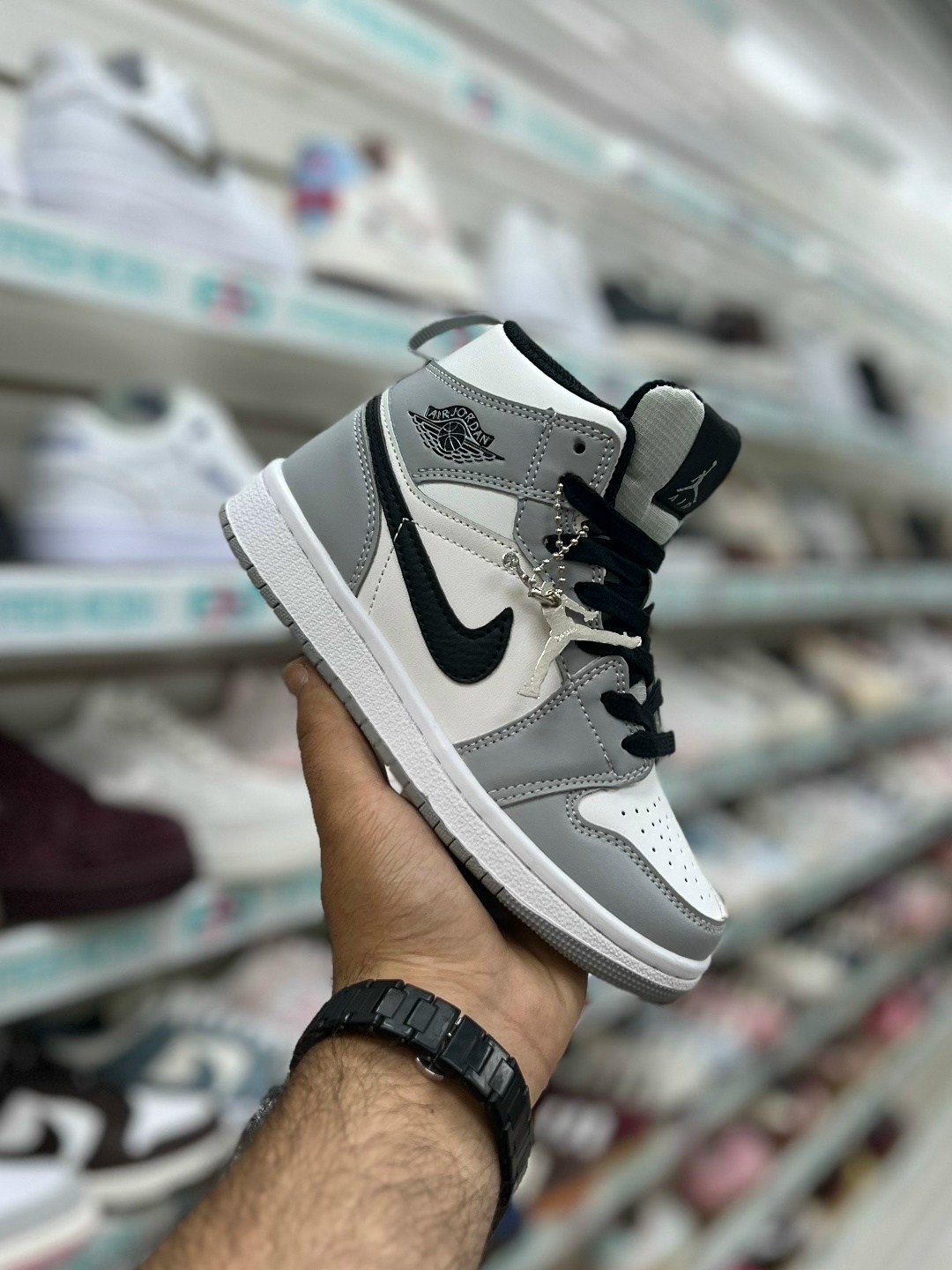 nike air jordan 1 mid se,air jordan 1 mid se purple,nike air jordan 1 mid,air jordan 1 mid se,air jordan 1 mid
