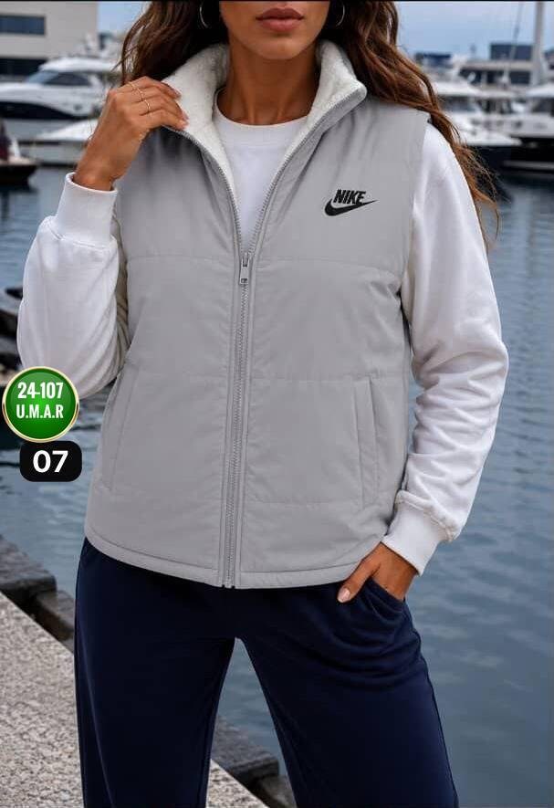 жилетка женская,жилеты женские,женский жилет nike,спортивный жилет,жилетки