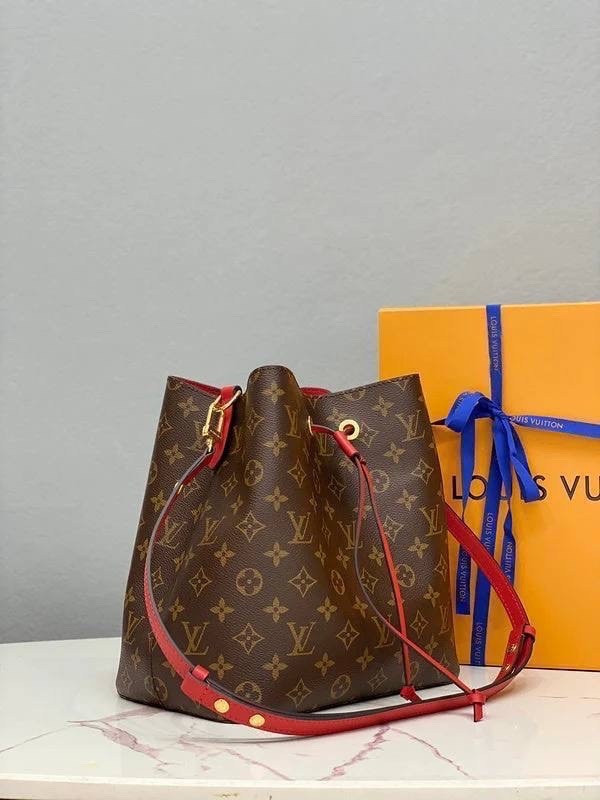 сумкa louis vuitton,сумочка луи виттон,сумка женская louis vuitton через плечо,louis vuitton bag,louis vuitton monogram