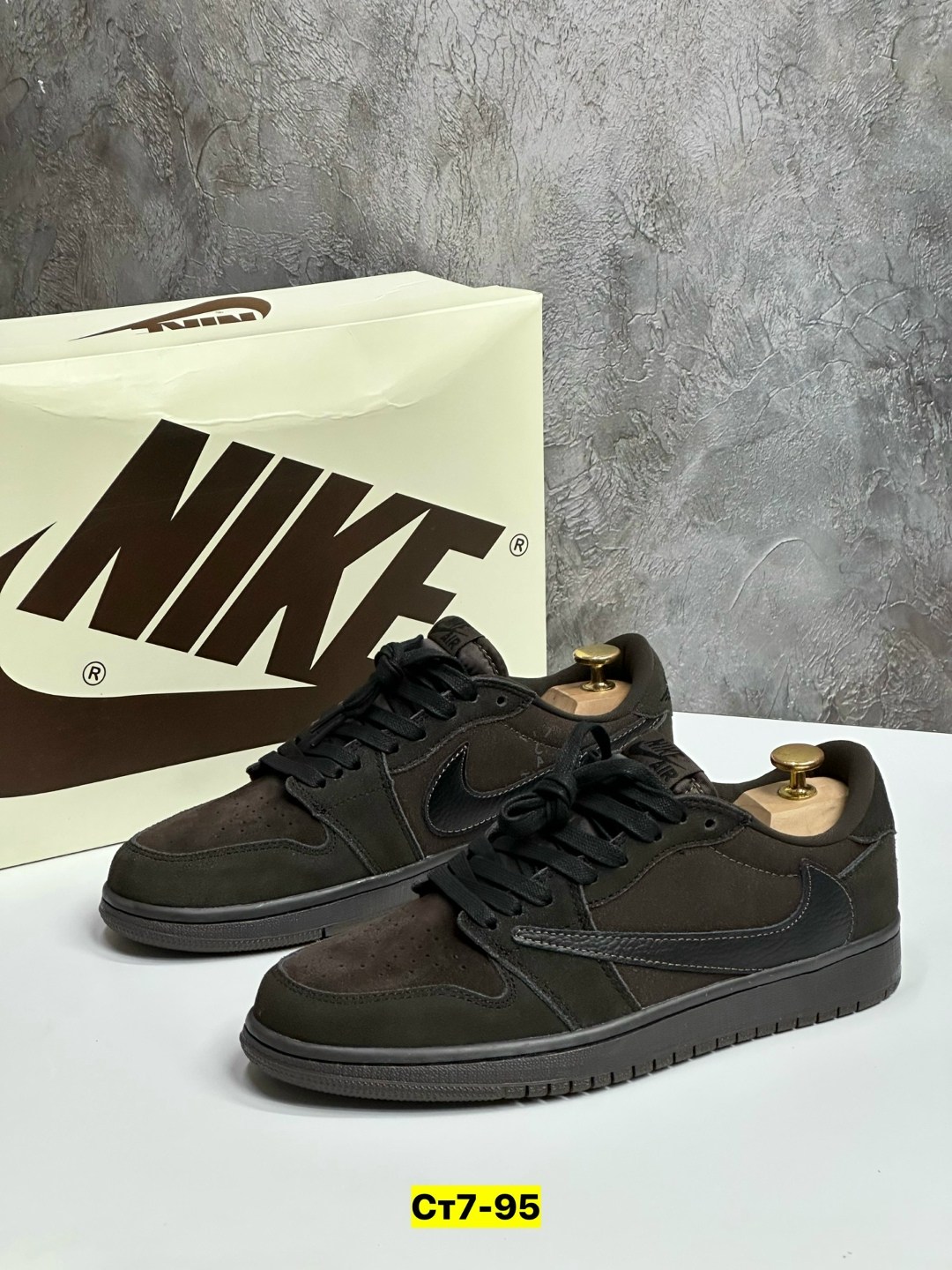 кроссовки nike air jordan 1 low travis scott,nike travis scott кроссовки air jordan,кроссовки мужские nike air jordan 1,кроссовки nike travis scott,nike air jordan 1 low travis scott