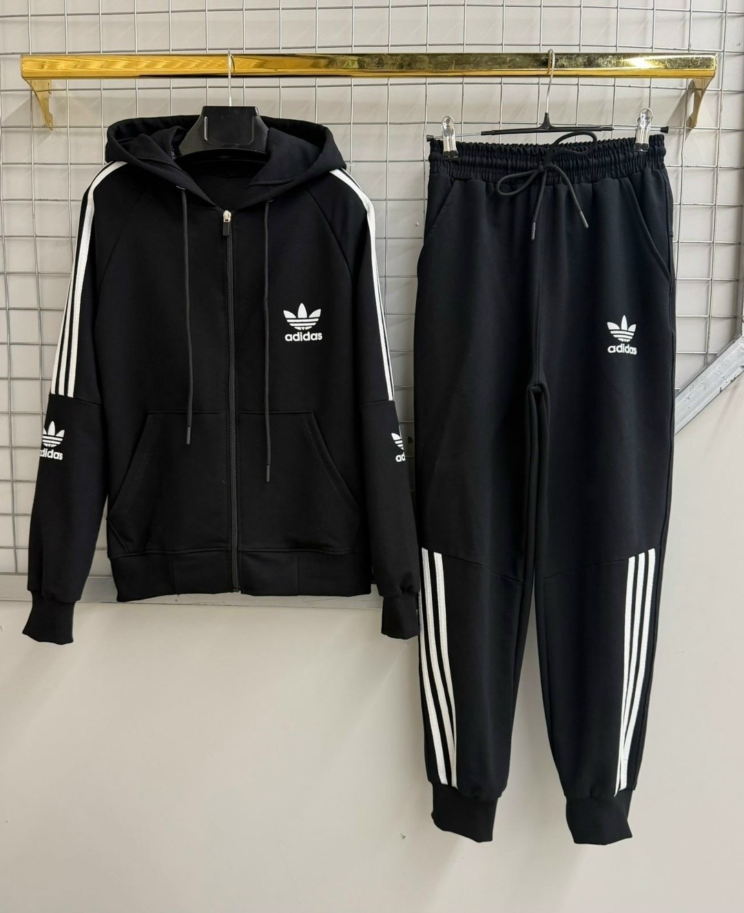 спортивный костюм adidas,спортивный костюм adidas черный теплый,спортивный теплый костюм adidas,спортивный костюм мужской adidas,спортивный костюм adidas на флисе