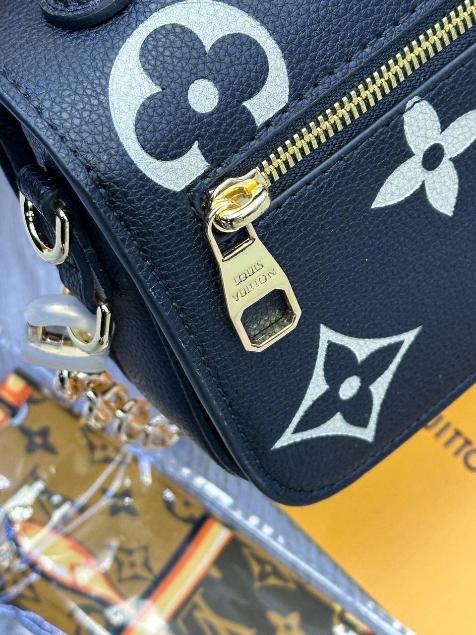 сумка женская louis vuitton,сумка louis vuitton pochette metis east west,сумкa louis vuitton,сумка louis vuitton pochette metis,louis vuitton сумка на плечо