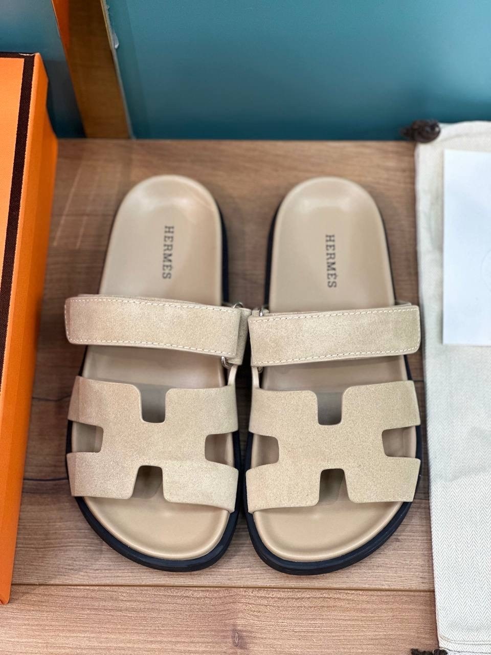 шлепки hermes женские,шлепанцы hermes,замшевые шлепанцы hermes,шлепки hermes,шлепки эрмес