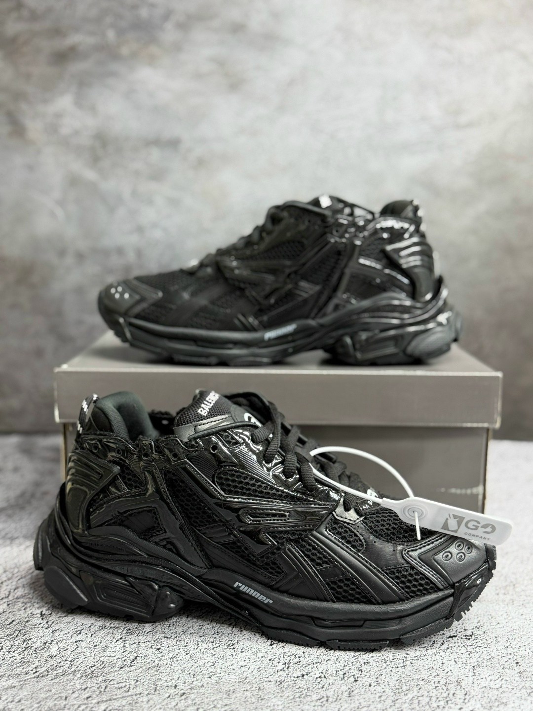 кроссовки balenciaga runner,кроссовки balenciaga,кроссовки balenciaga runner lace-up черный,кроссовки женские balenciaga,черные мужские кроссовки runner balenciaga