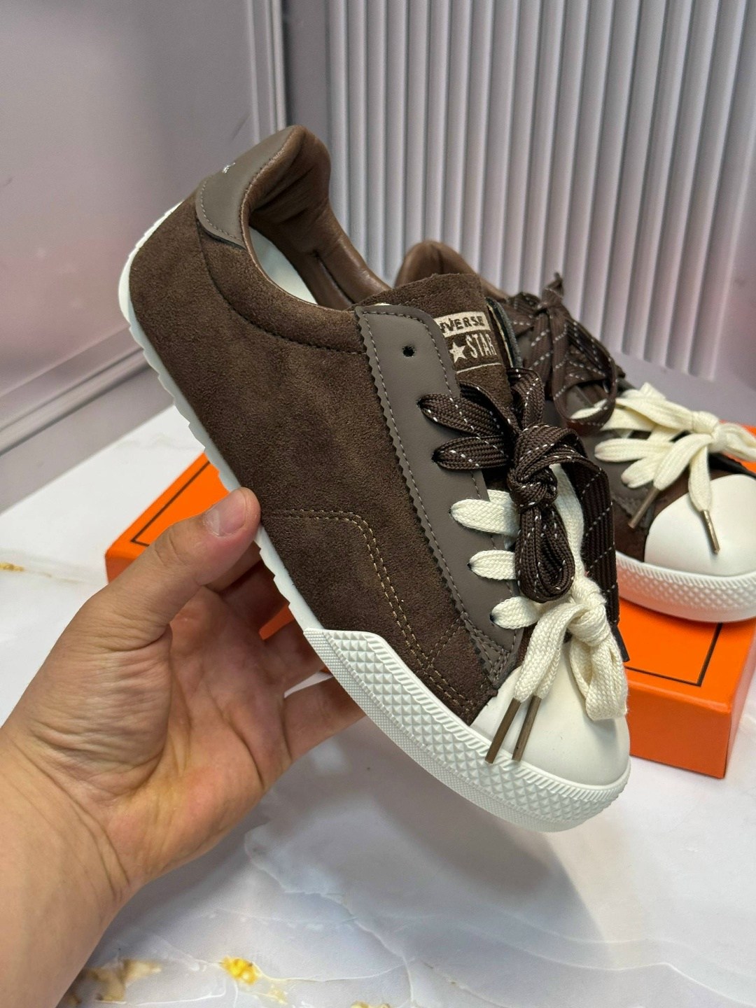 ,кроссовки hermes,кеды hermes,кроссовки женскиe,женские кеды