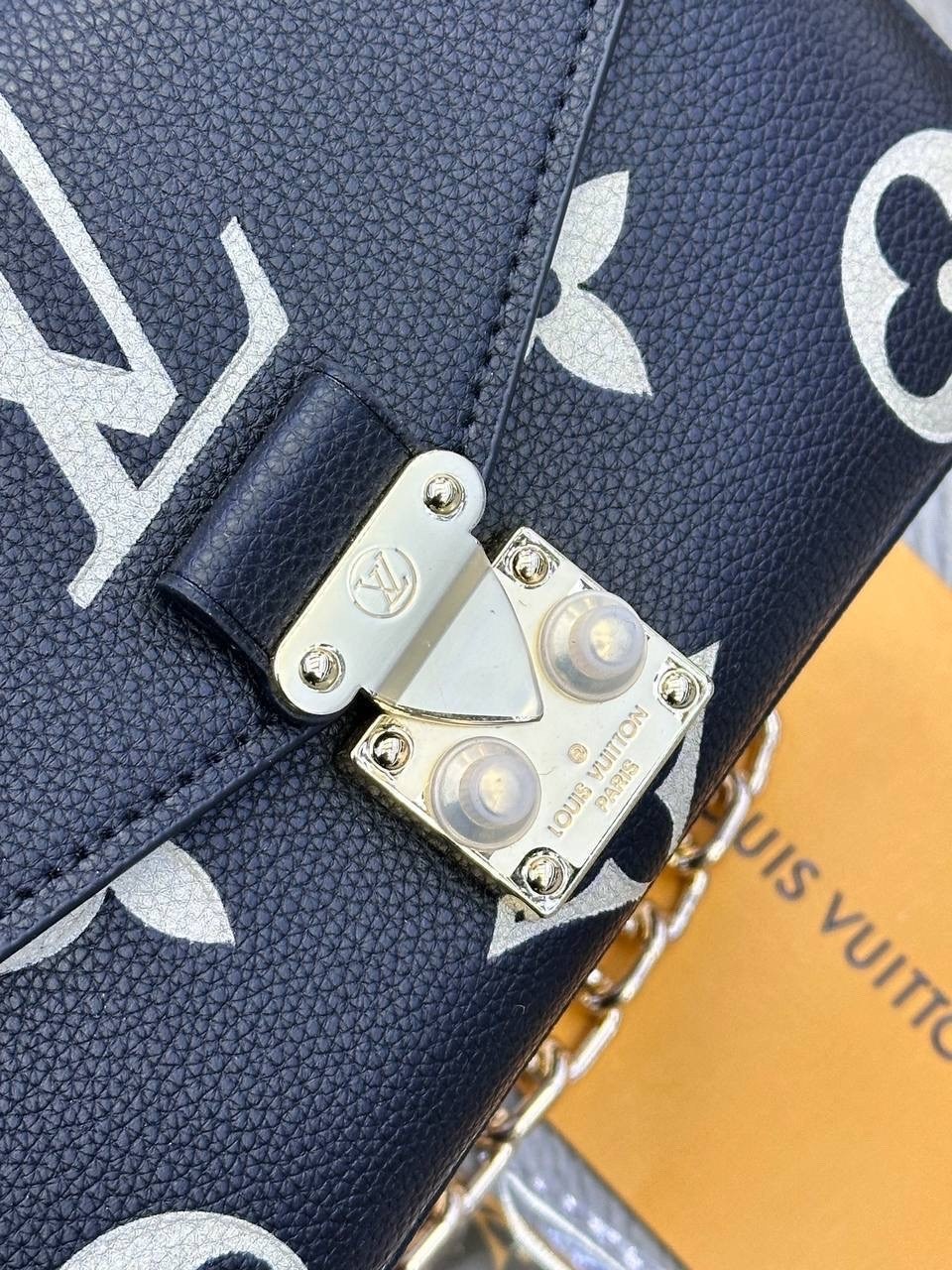 сумка женская louis vuitton,сумка louis vuitton pochette metis east west,сумкa louis vuitton,сумка louis vuitton pochette metis,louis vuitton сумка на плечо