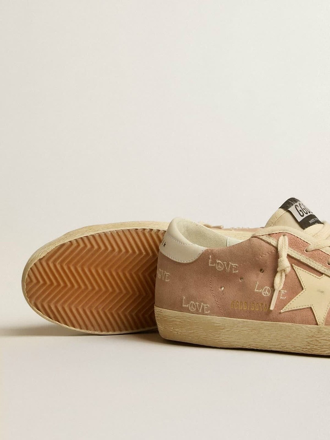 ,кроссовки golden goose,golden goose superstar,golden goose super star,замшевые кроссовки