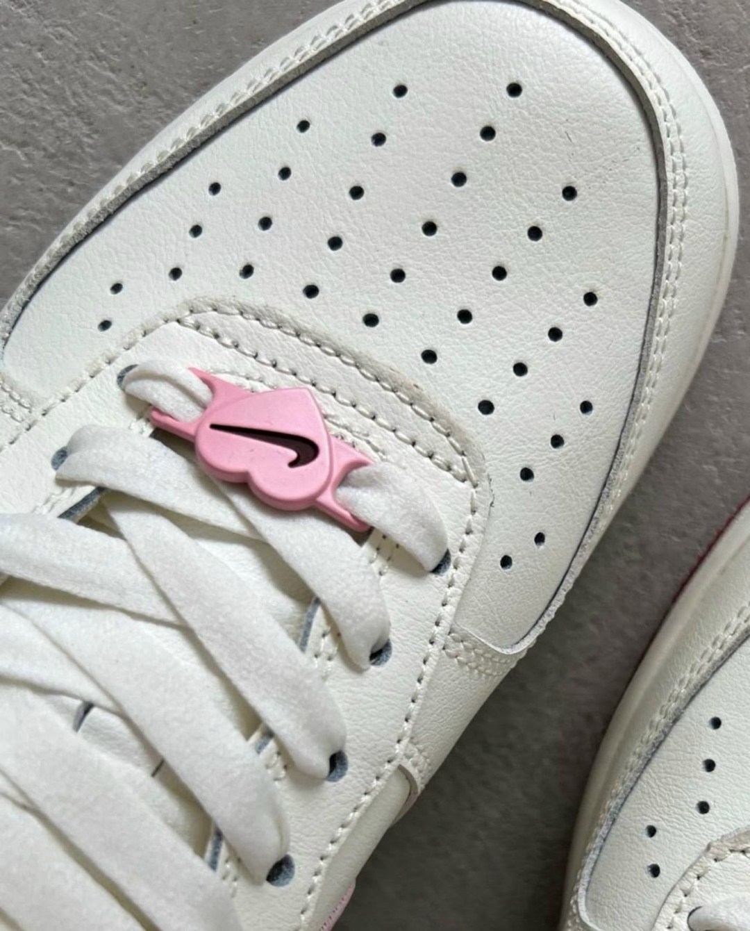 кросcовки nike air force 1,puma trinomic бордовые,кроссовки air force 1 cherry low valentine's day,кроссовки,кроссовки nike air force 1 low