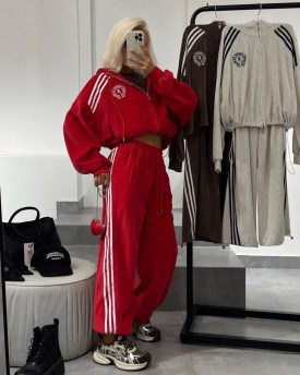 Костюм