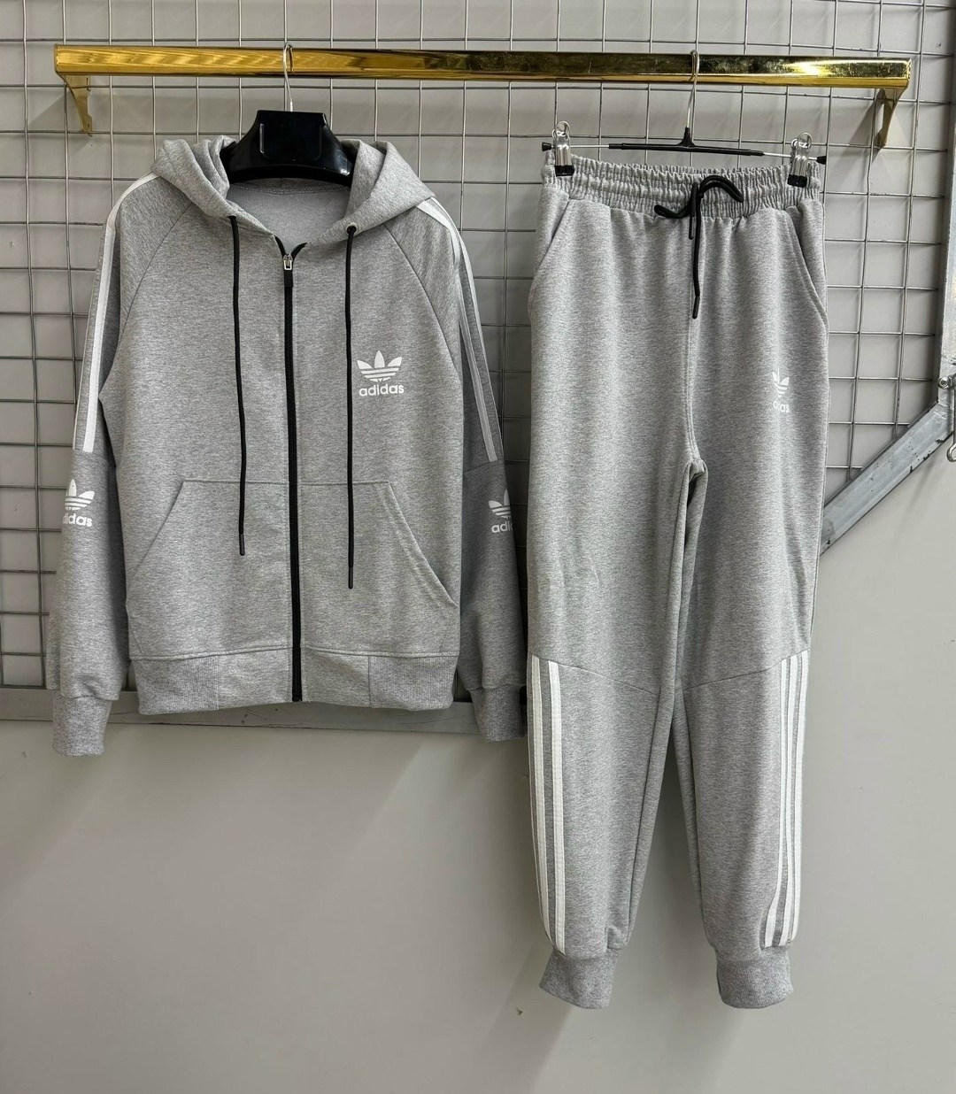спортивный костюм adidas,спортивный костюм adidas черный теплый,спортивный теплый костюм adidas,спортивный костюм мужской adidas,спортивный костюм adidas на флисе