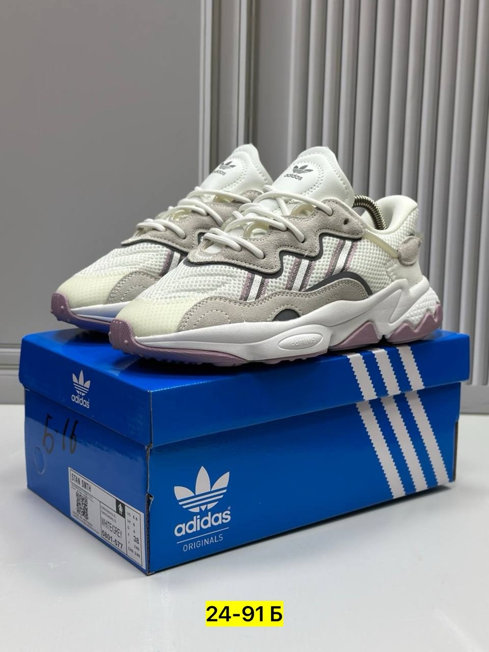 женские кроссовки adidas ozweego,кроссовки adidas ozweego,освиго адидас кроссовки женские,кроссовки adidas ozweego женские кроссовки,кроссовки adidas originals ozweego