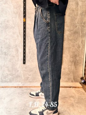 Джинсы