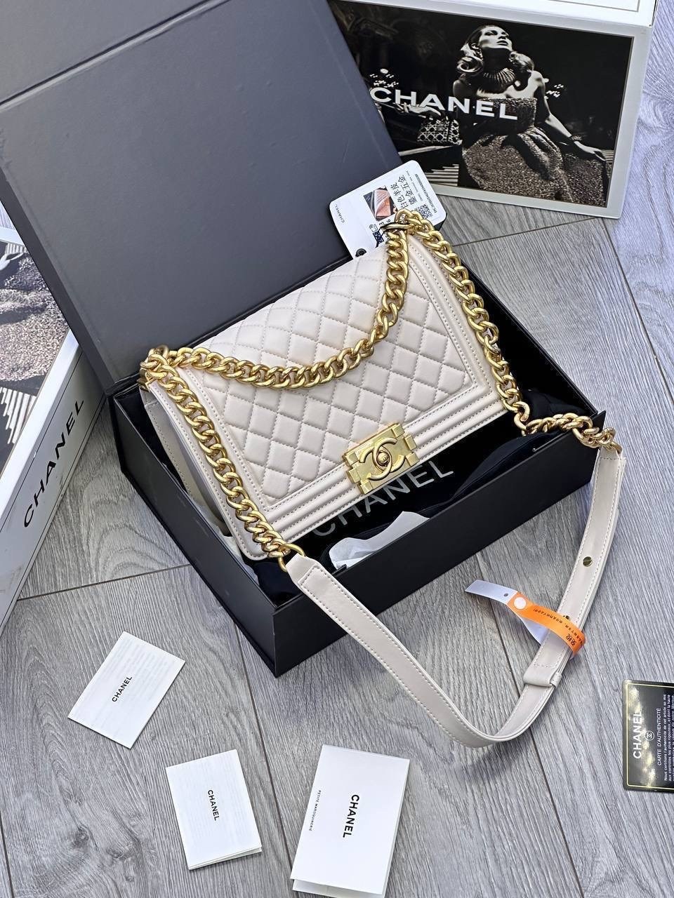 сумка chanel,сумка шанель,женская сумка chanel,классическая сумка chanel,chanel сумка на плечо