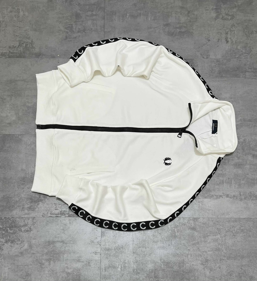 fred perry олимпийка с лампасами,олимпийка фред перри,олимпийка fred perry,олимпийка на молнии с лампасами fred perry,кофта для мужчин трикотаж