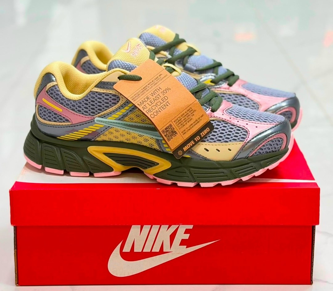 кроссовки,спортивный ,nike zoom vomero 5,кроссовки nike zoom vomero 5,кроссовки nike