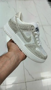 Кроссовки