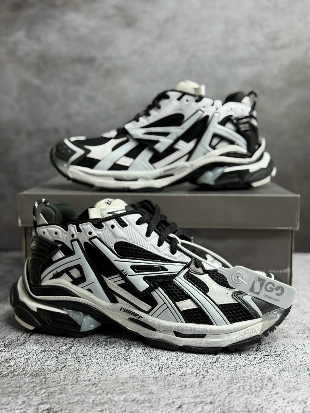 мужские кроссовки balenciaga runner черный белый,баленсиага раннер кроссовки,balenciaga runner sneaker black white,кроссовки balenciaga runner sneaker black white,кроссовки balenciaga runner