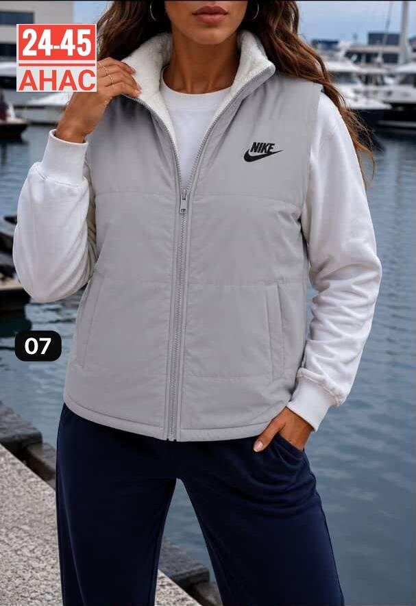 женский жилет nike,жилетка nike,жилет утепленный nike nike,жилет nike,жилет nike утепленный sportwear