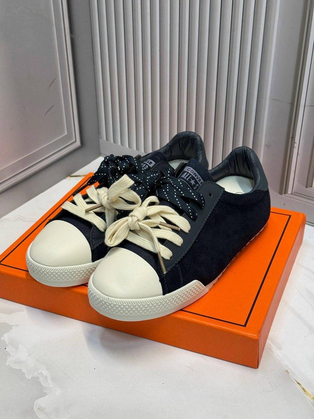 ,кроссовки hermes,кеды hermes,кроссовки женскиe,женские кеды