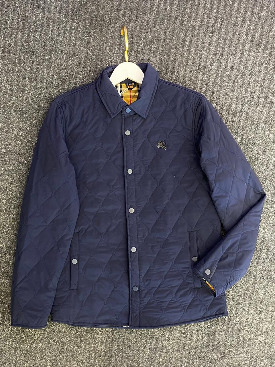 куртка burberry,куртка барбери бежевая в клетку,burberry jacket,двусторонний пуховик burberry