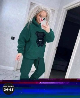 Костюм