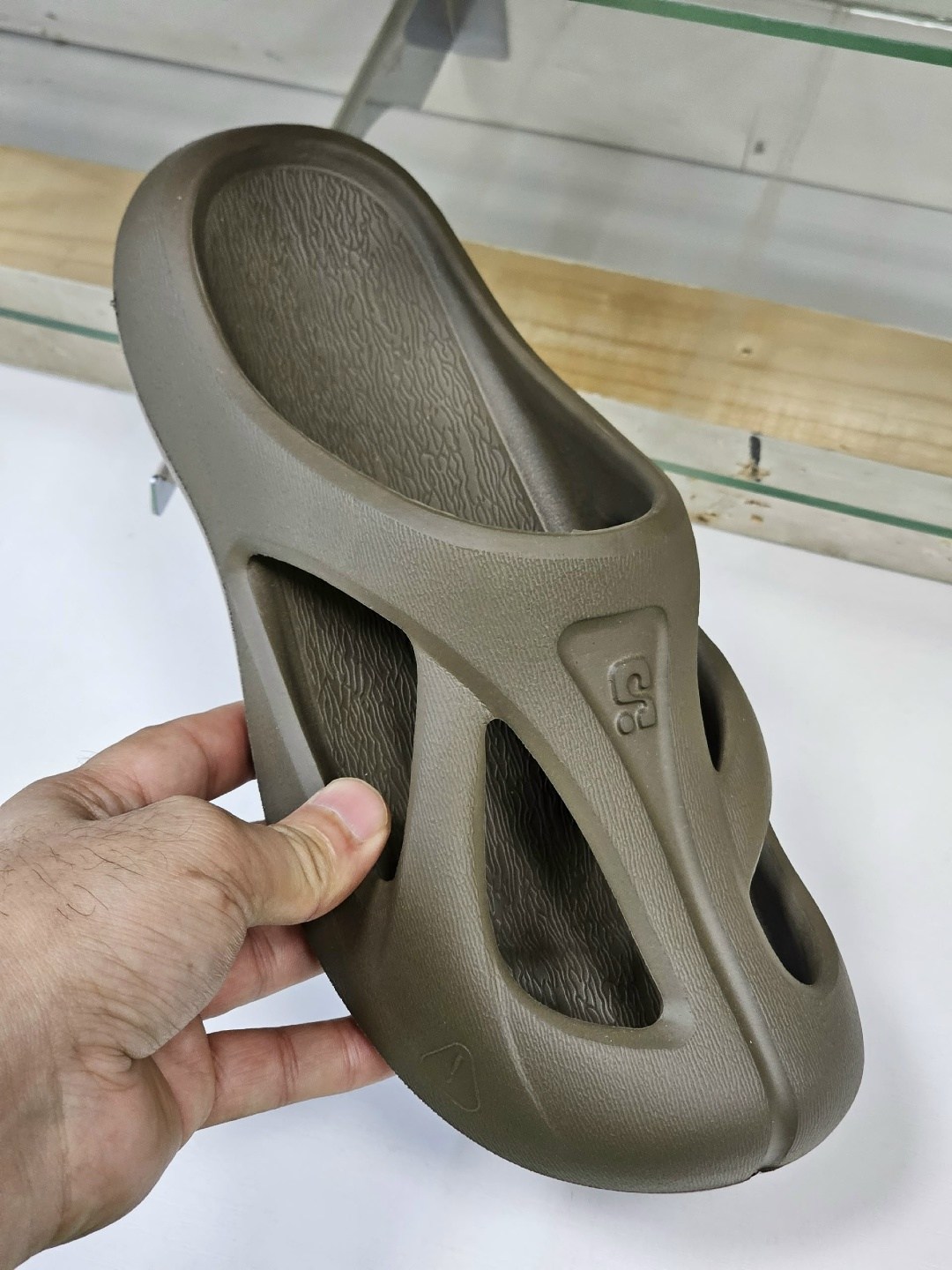 ,adidas yeezy foam runner,пляжная ,пляжные сандалии,шлёпанцы женские