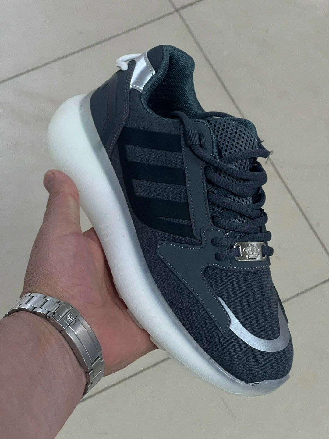 кроссовки adidas,кроссовки adidas мужские,кроссовки,мужские кроссовки,кроссовка мужской