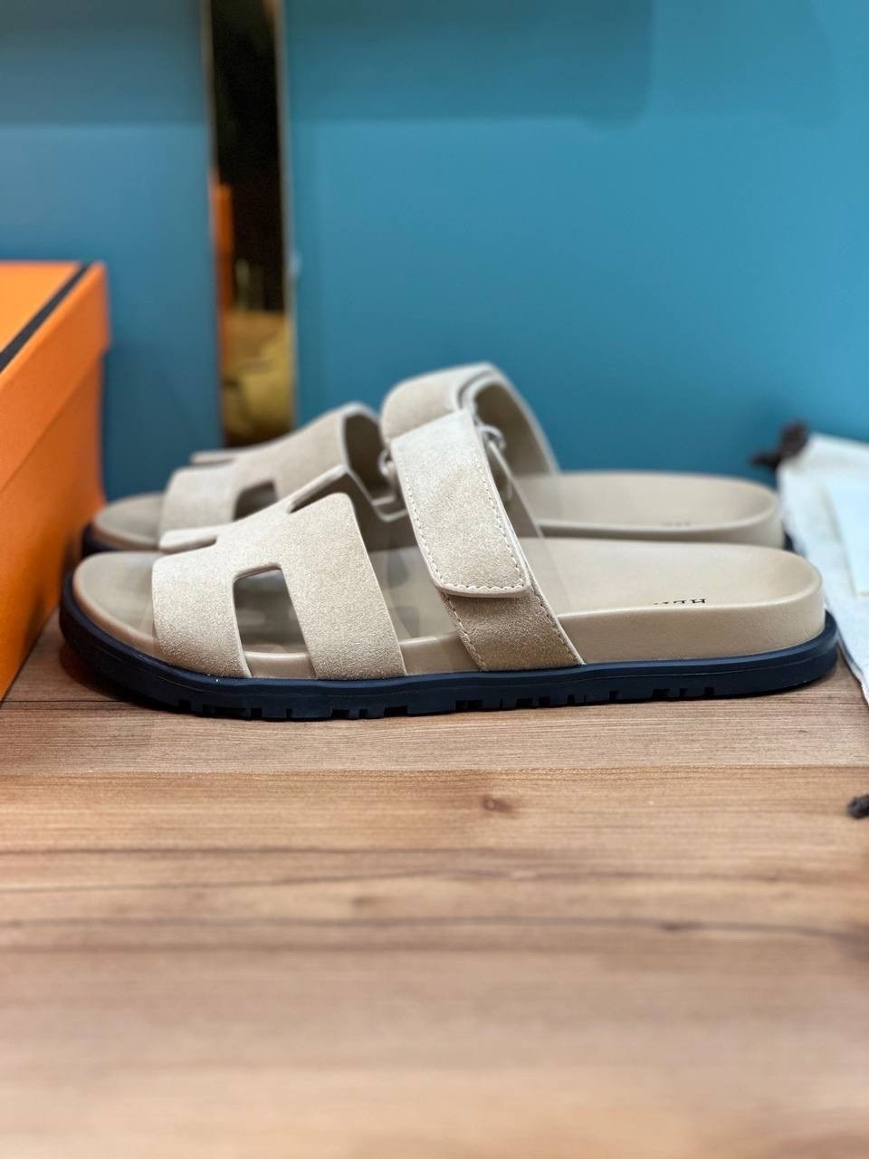 шлепки hermes женские,шлепанцы hermes,замшевые шлепанцы hermes,шлепки hermes,шлепки эрмес