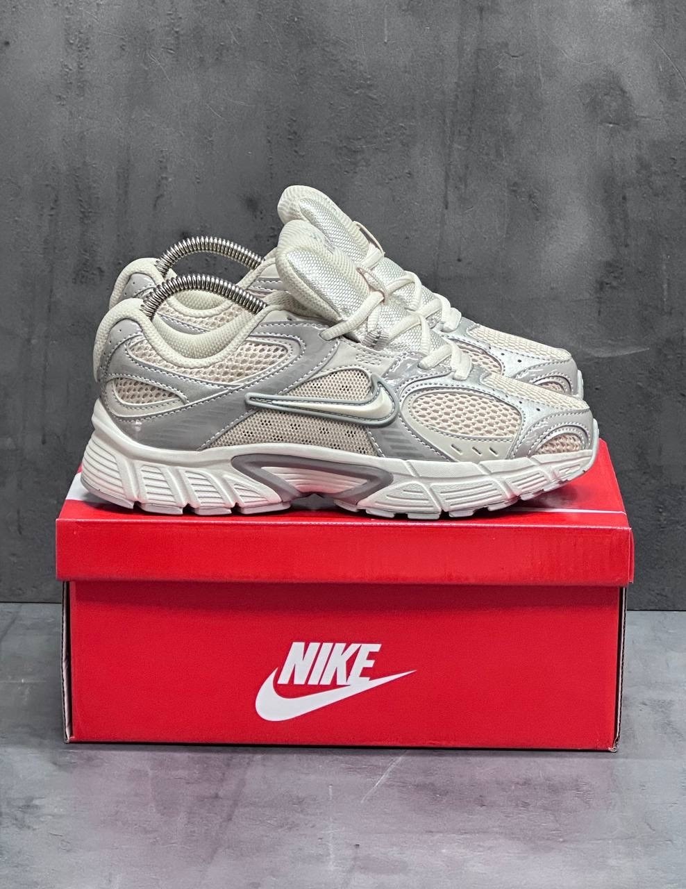 кроссовки nike,кроссовки nike v 5 rnr,женские кроссовки nike,кроссовки v5 rnr nike,кроссовки