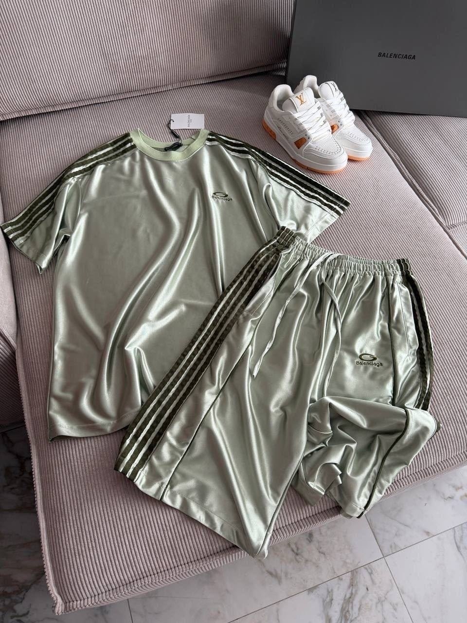 летний костюм,костюм спортивный мужской,спортивный костюм adidas,спортивные костюмы адидас,одежда в стиле